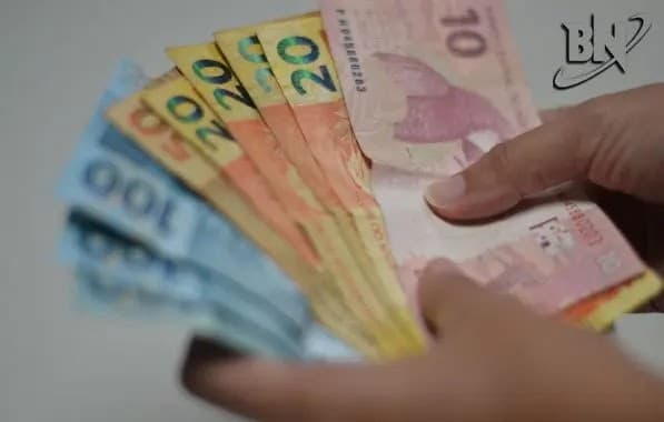 Equipe de Lula deve propor salário mínimo de R$ 1.320 em 2023