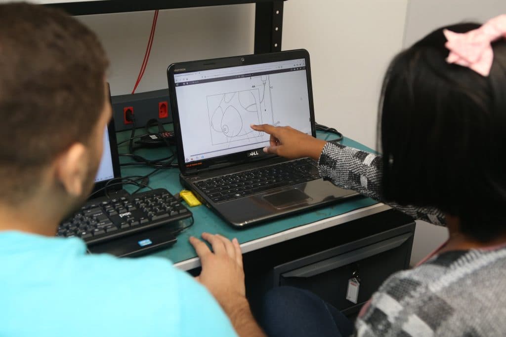 Novos cursos gratuitos são ofertados na área de tecnologia; saiba como se inscrever
