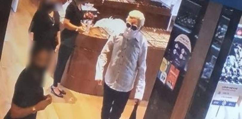 Homem entra em shopping disfarçado de idoso para tentar roubar joalheria