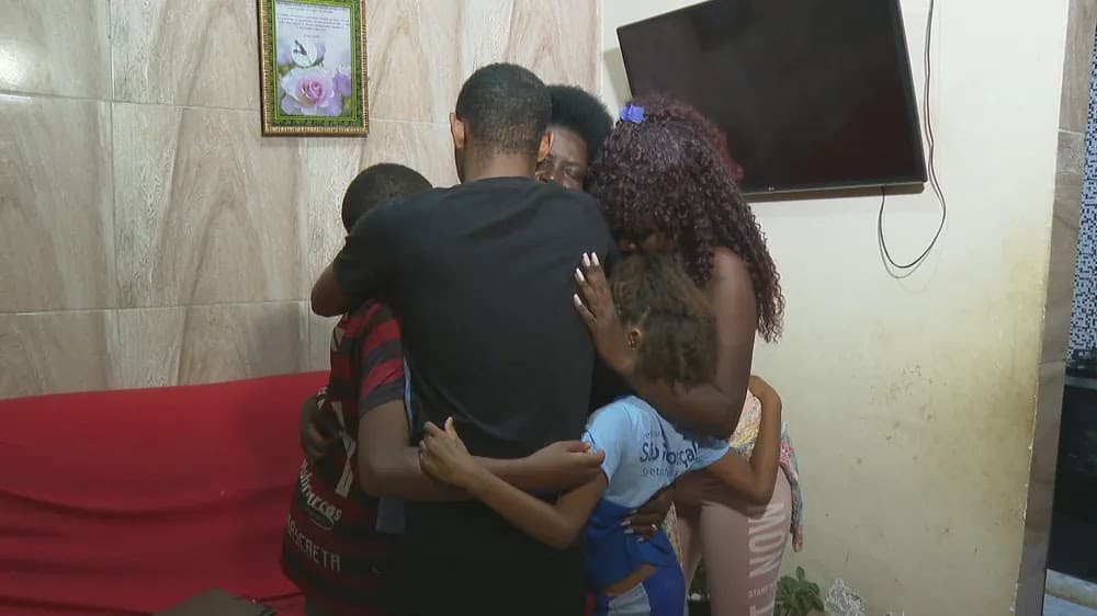 Achado pela avó, neto que sumiu por 15 anos nunca foi a escola