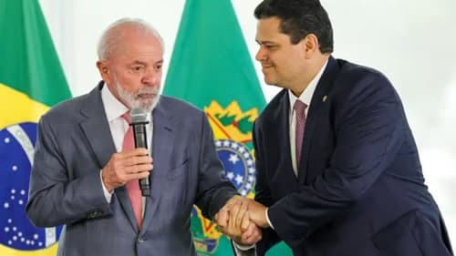 Lula anuncia sanção da isenção do Imposto de Renda para quem ganha até R$5 mil