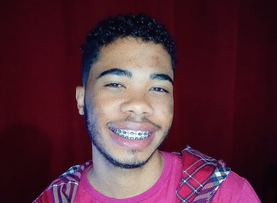 Primeiro aluno surdo conclui o Ensino Médio no município de Ibirataia