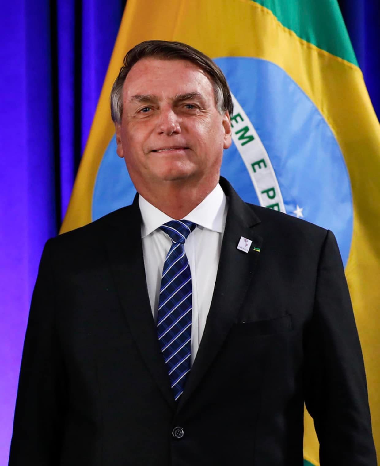 Bolsonaro sanciona lei que libera laqueadura e vasectomia sem aval do cônjuge