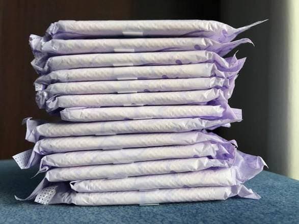 Senado aprova distribuição de absorventes para mulheres de baixa renda