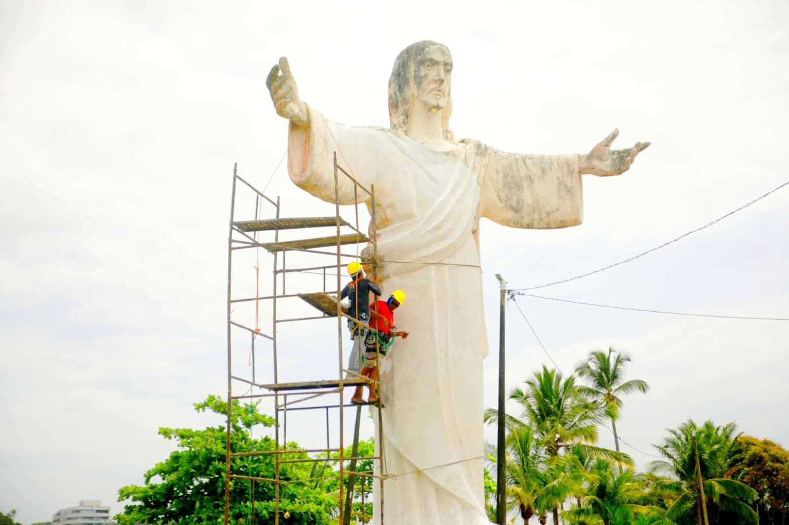 Prefeitura de Ilhéus inicia restauração do Cristo Redentor