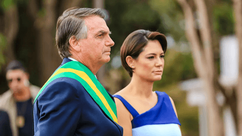 Sem Bolsonaro, Michelle é candidata mais forte contra Lula em 2026, diz pesquisa