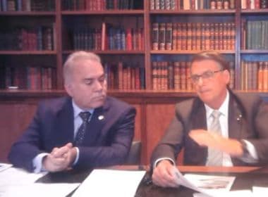Bolsonaro atribui a 'amplos poderes para estados e municípios’ a vacinação de adolescentes