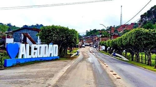 Ibirataia: Moradores do Distrito de Algodão reclamam de carro de som e motos em alta velocidade com descarga adulterada