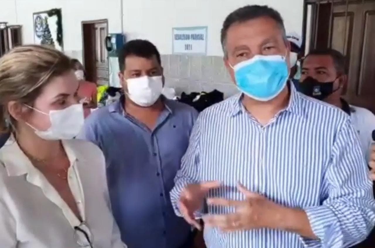 Em visita a Ibirataia Governador Rui Costa promete a construção de 50 casas