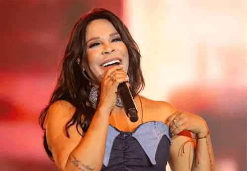 Silvânia Aquino anuncia saída da Banda Calcinha Preta após anos de trajetória marcante