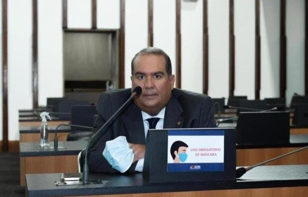 "Nasce o partido que vai recolocar a Bahia nos trilhos após os desgovernos do PT", diz Sandro Régis sobre União Brasil
