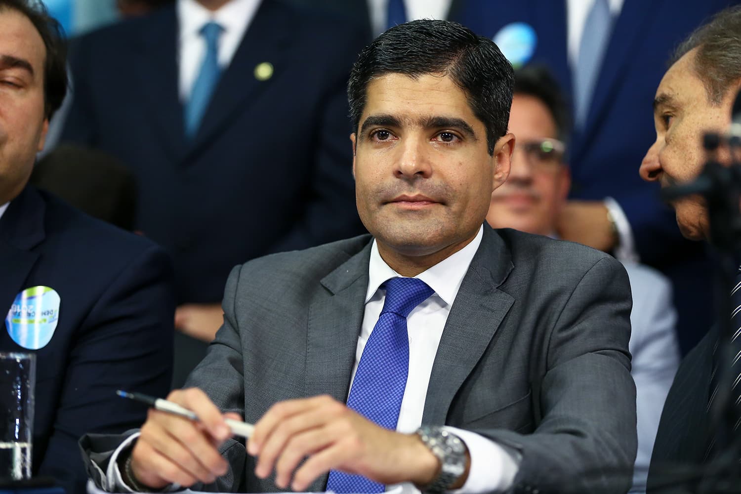 ACM Neto vai lançar pré-candidatura em evento no Centro de Convenções, diz jornal