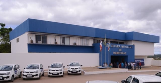 Prefeitura de Barreiras concede reajuste de 14,95% para profissionais do Magistério