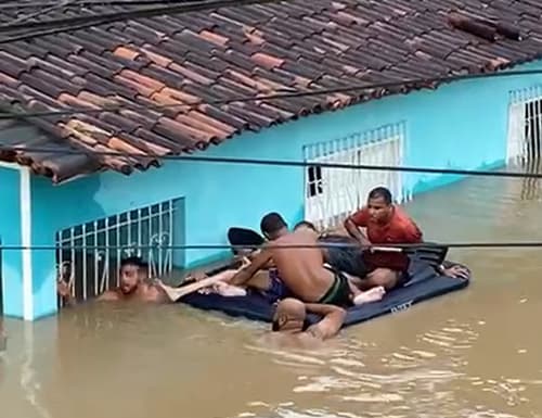 Prefeito de Dário Meira diz que 90% da cidade foi afetada pela enchente; mais de 2 mil famílias estão desabrigadas
