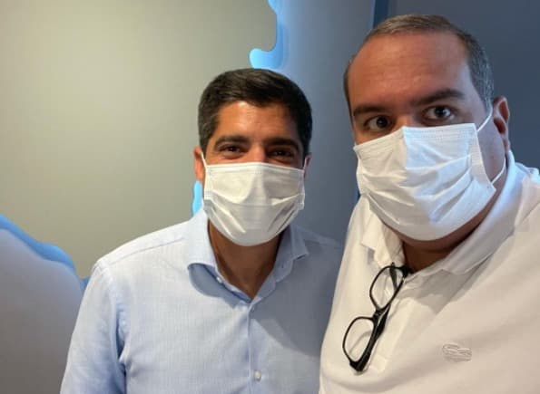 Líder da Oposição celebra 1º lugar de ACM Neto e provoca Jerônimo: “não é o novo, é o nome do governo, do desemprego, analfabetismo e da violência”