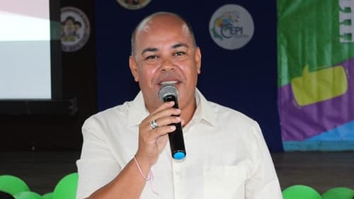 Ibirataia: Professor Elson Cajado anuncia sua pré-candidatura a vereador