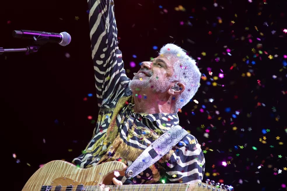 Lulu Santos Celebra 70 Anos de Carreira em Show Comemorativo em Trancoso, Bahia