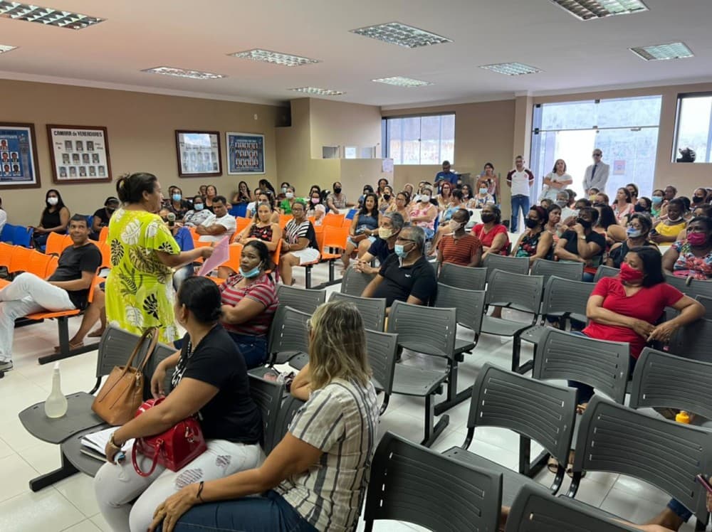 Ubatã: Professores aceitam reajuste de 25,6% e retorno das aulas ocorre nesta terça