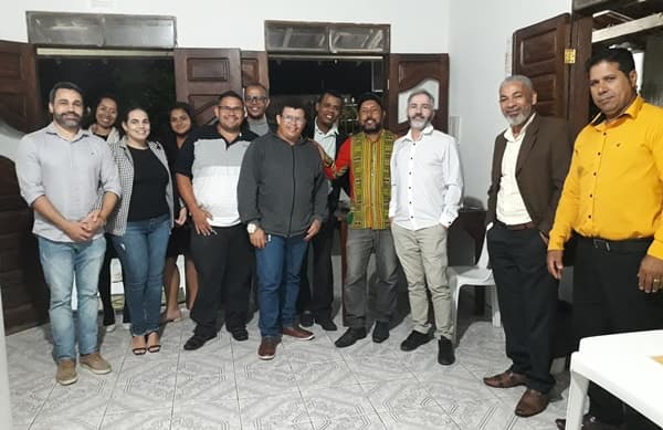 Elisio Reis e Presidente do PL de Ibirataia se reúnem com lideranças do município
