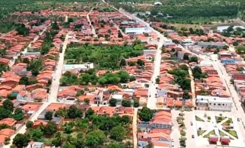 Jovem de 19 anos morre eletrocutado ao encostar em poste aqui na Bahia