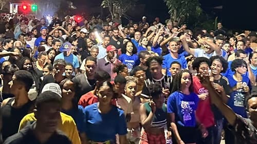 Ibirataia: Candidatos Sandro Futuca e Caio Pina atraem grande público em Visita ao Bairro Mirassol