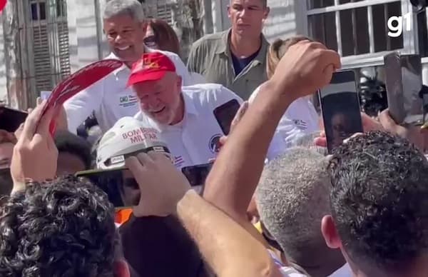 Lula participa das comemorações da Independência da Bahia