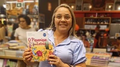 Ibirataia: O Brilho do sol dentro de nós: Lançamento do livro "O Piquenique das Letras" da professora Rubênia em Salvador