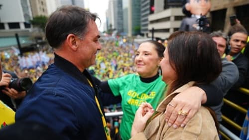 Campanha de Flávio Bolsonaro levanta possibilidade de privatização do Banco do Brasil