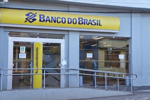 Bancos terão horários especiais no fim de ano; Pix segue normal