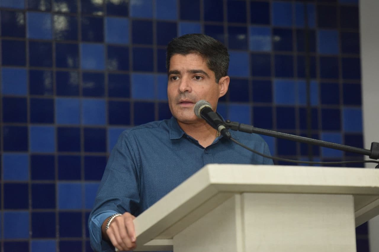 ACM Neto sugere criação de auxílio para famílias atingidas pelas chuvas na Bahia*