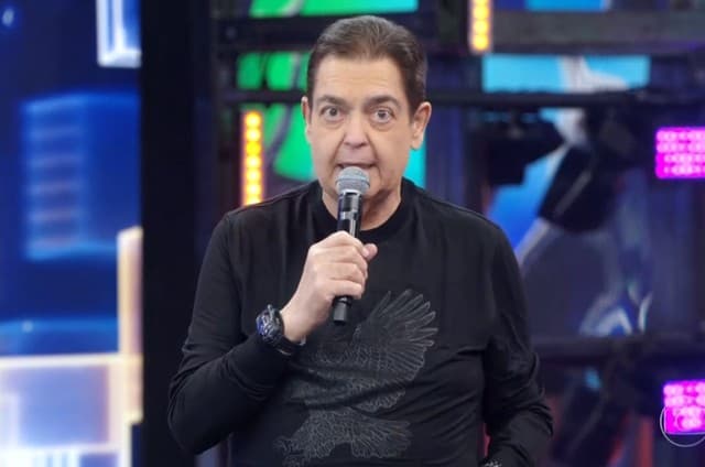 Band emite comunicado sobre contratação de Fausto Silva