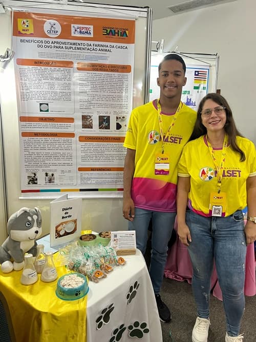 Estudantes do Cetep MRC desenvolvem Snack Dog's: Petiscos Naturais para Cães