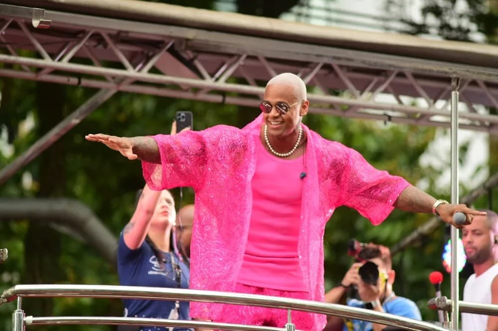 ‘Zona de Perigo’, de Léo Santana, é a música vencedora do Bahia Folia 2023