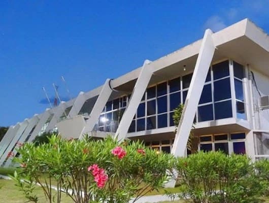 TCM suspende contratação de comissionados em Jequié