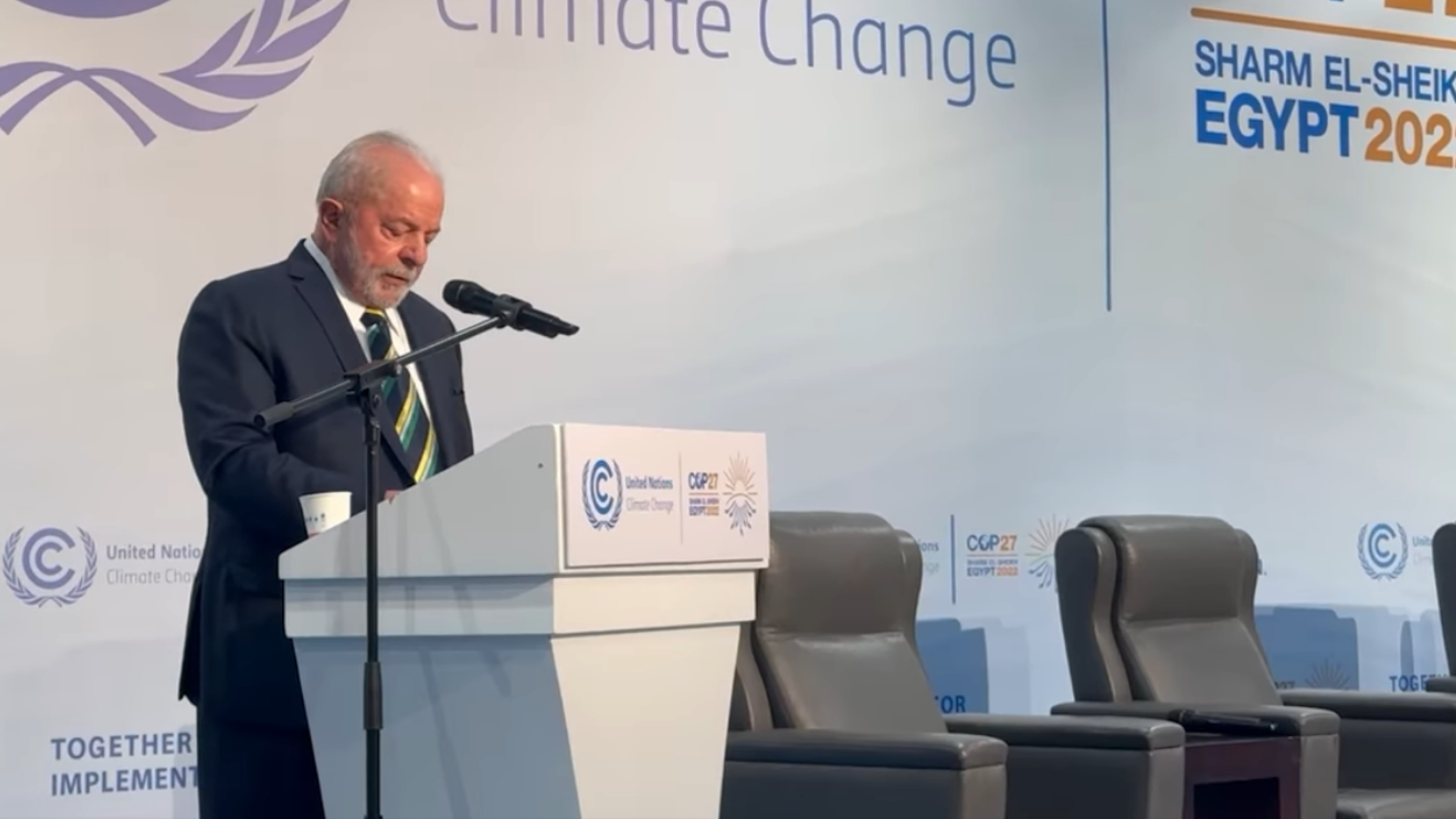 “Vai cair a bolsa, vai subir o dólar, paciência”, diz Lula na COP27