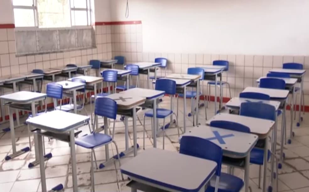 Escolas de Ilhéus e Itabuna suspendem aulas presenciais após casos positivos de Covid-19
