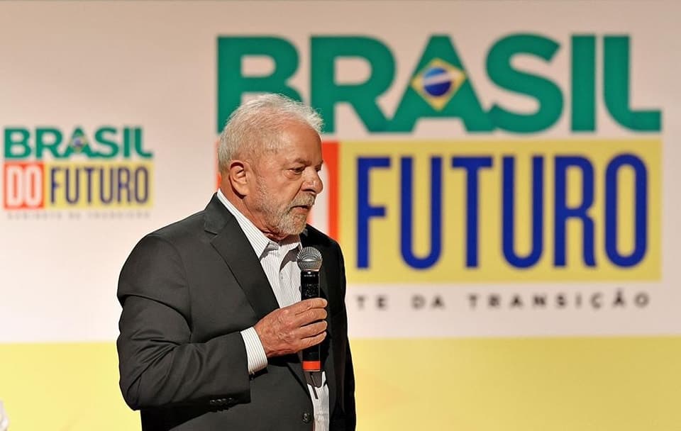 Lula avalia dividir MEC em dois ministérios, um para Ensino Básico e outro para o Superior