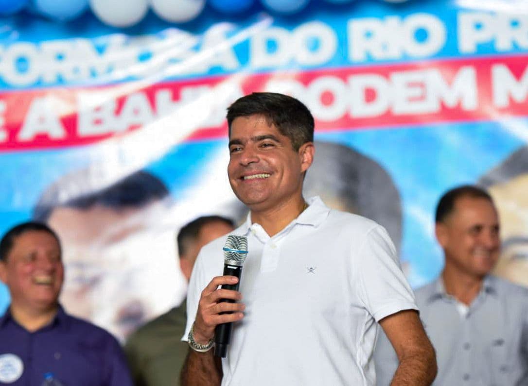 ACM Neto conta com o apoio de 18 prefeitos entre as 30 maiores cidades da Bahia; número é o dobro em relação ao pré-candidato do PT