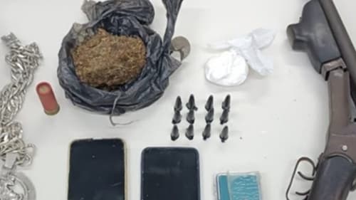 Mulher é presa com drogas e arma de fogo em Gongogi