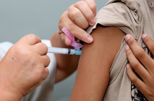 Ipiaú abre vacinação para pessoas com 28 anos ou mais