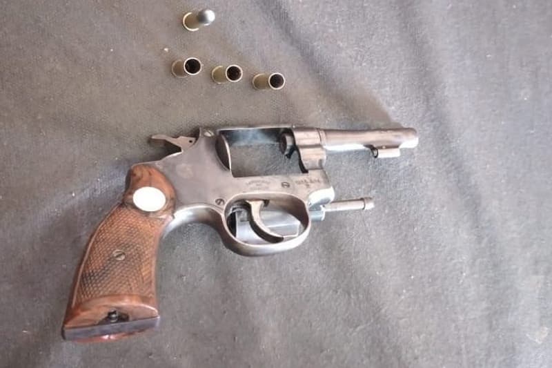 Pai tenta matar o próprio filho a tiros na Bahia