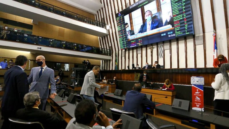 Oposição vai coletar assinaturas para abrir CPI dos respiradores na Bahia