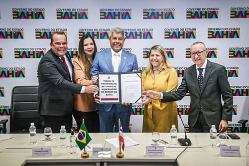 Cynthia Resende assume interinamente Governança da Bahia em Missão Internacional