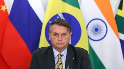 Depoimentos de ex-comandantes ligam Bolsonaro à plano de golpe