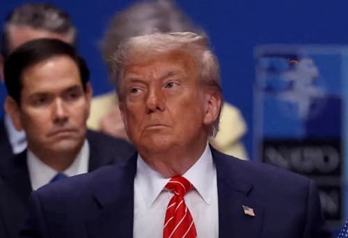 Trump compara bombardeios no Irã a Hiroshima e diz que ação “acabou com guerra entre Israel e Irã”