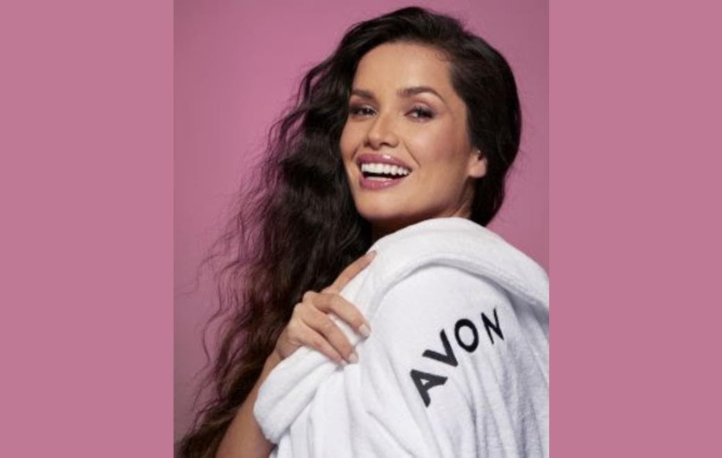 Juliette Freire é o novo rosto da Avon