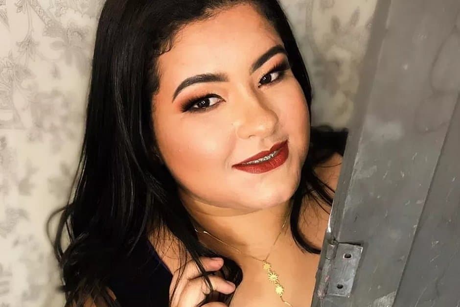 Jovem é morta pelo namorado em hospital após terminar relacionamento