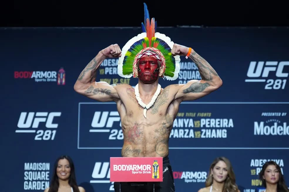 Brasileiro é campeão dos médios no UFC
