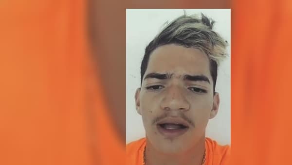 Cantor Isaías do Arrocha desaparece ao chegar em rodoviária na Bahia