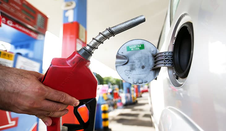 Preço da gasolina volta a subir após 15 semanas de queda, mostra ANP